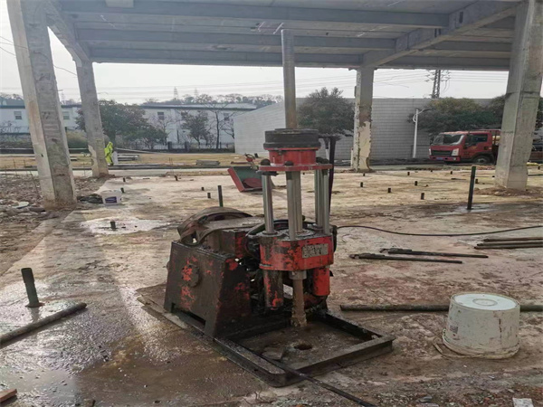 东阁镇袖阀管小导管注浆加固施工工艺